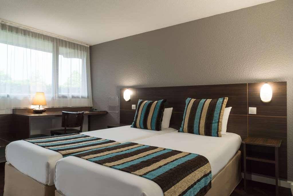 Sure Hotel By Best Western Biarritz Aeroport Anglet Chambre photo